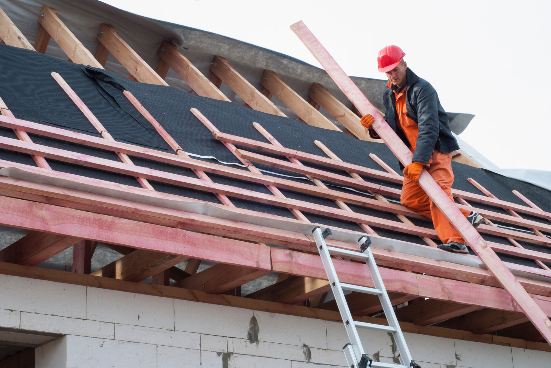 Siding Replacement in Miamisburg, Ohio by H4 Roofing & Construction